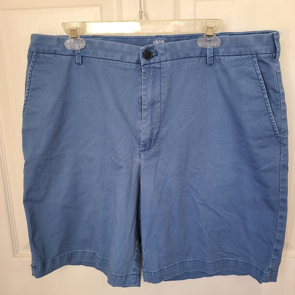 Izod Men's Saltwater Stretch Flat Front Shorts, Size: 36 Color: Blue